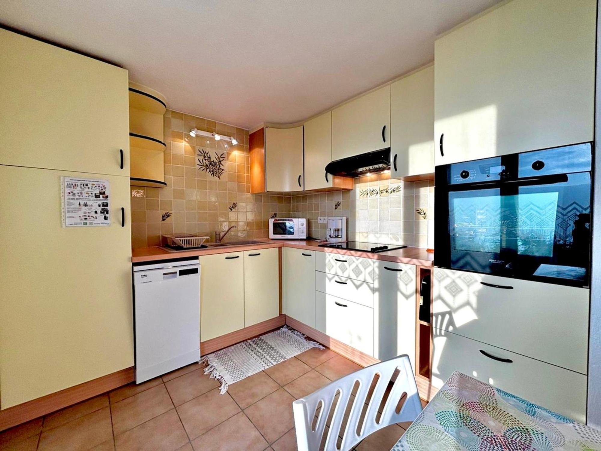 Appartement Confortable Avec Terrasse Et Wifi - Fr-1-432-32 آنسي المظهر الخارجي الصورة